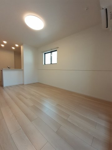 ハートホームズ壱番館の居間・リビング