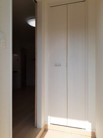 カーサ　ルーチェの玄関