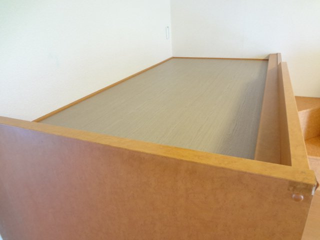 レオパレス木曽リバーの寝室