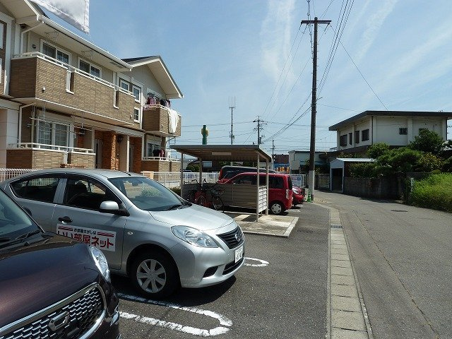 セレノＫの駐車場