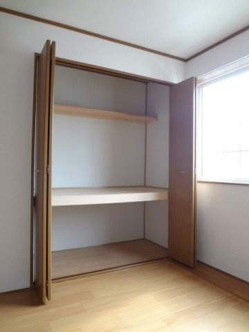 ロイヤル弐番館の収納