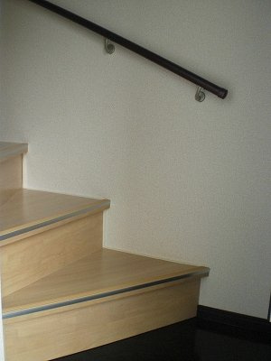 レオネクストヴィラグラン大手Ⅱのその他|1階に玄関がある内階段のお部屋です
