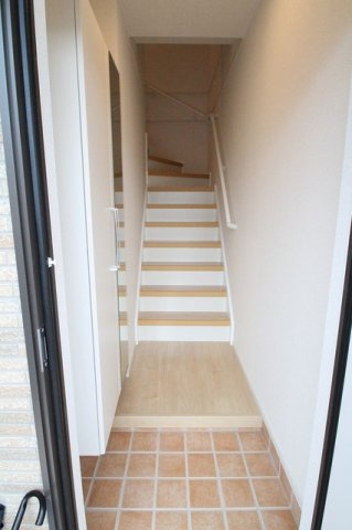 グランディール城南Ａの玄関