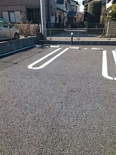 ドルフィンⅡの駐車場