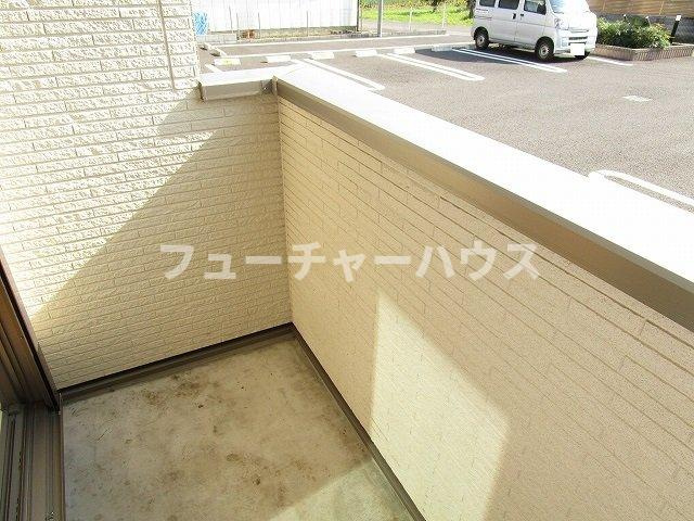 ルクティアのバルコニー|暖かな日差しのふりそそぐバルコニー