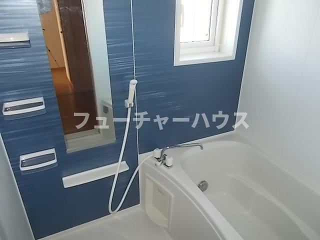 ホマルヴィラＢの浴室|日々の疲れを癒すお風呂付です