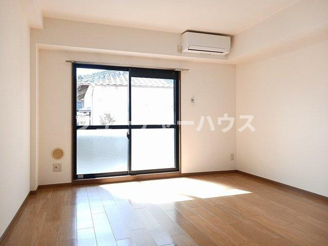 シャンテクレールの居間・リビング|中はこのようになっています