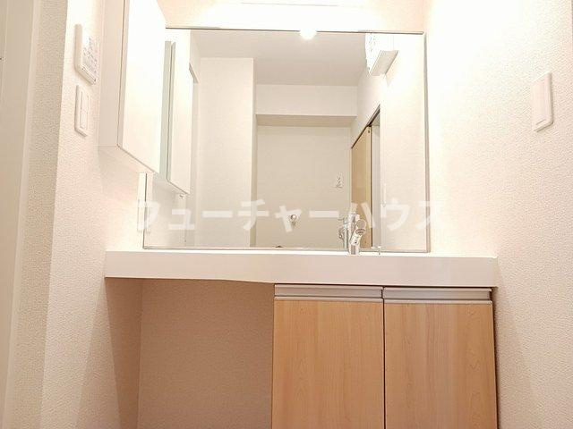 メゾン・カルムの洗面所|コンパクトで使いやすい洗面所