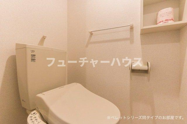 アーバンエレガンスⅢのトイレ|トイレもきれいです