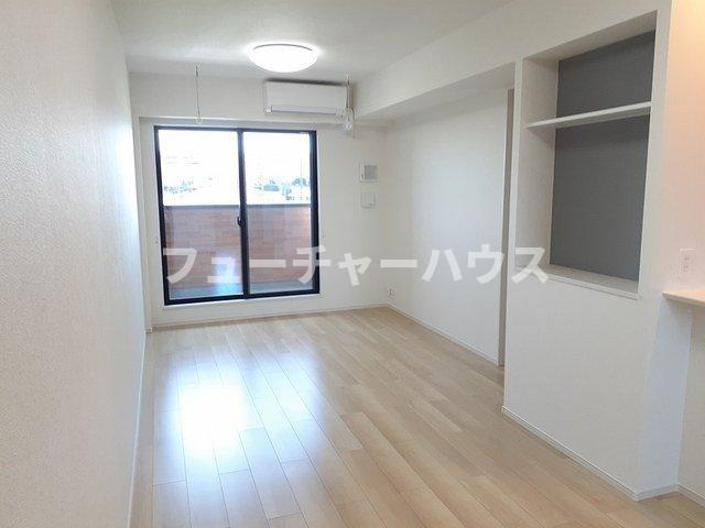 ニューポート内原の居間・リビング