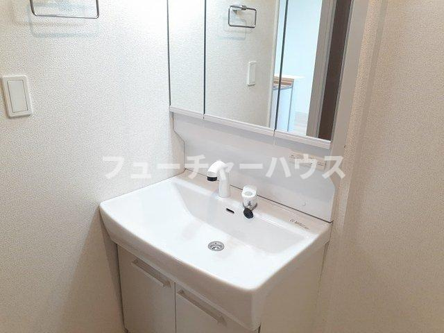 ニューポート内原の洗面所