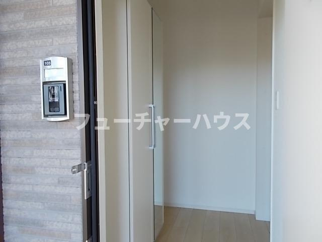 アルモニー　Ⅱの玄関