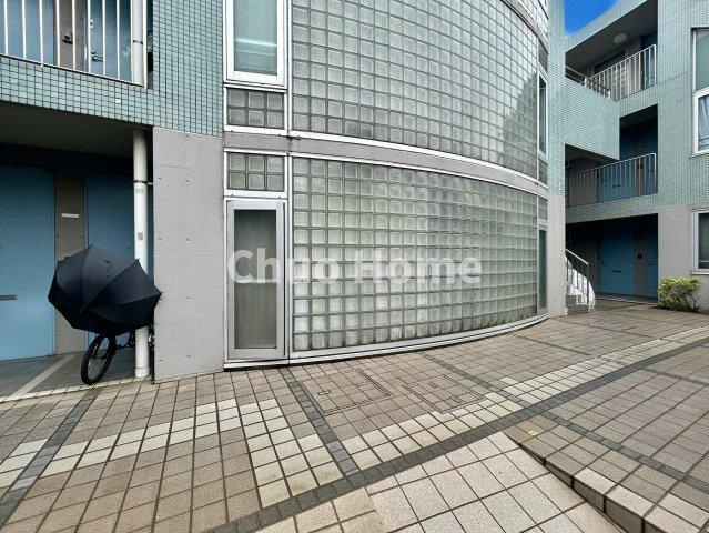 グリーンプラザ綾瀬2のエントランス|【エントランス】マンションのエントランスは、その物件の印象を決める、顔とも言える場所です。毎日通る場所ですからきれいなのが一番です。