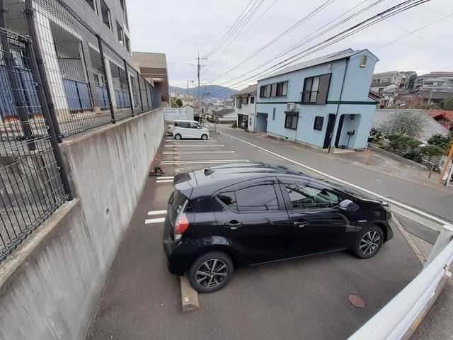 ビサイド・パルの駐車場