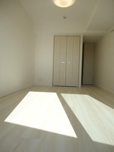 メイクスデザイン板橋本町Ⅱの居間・リビング