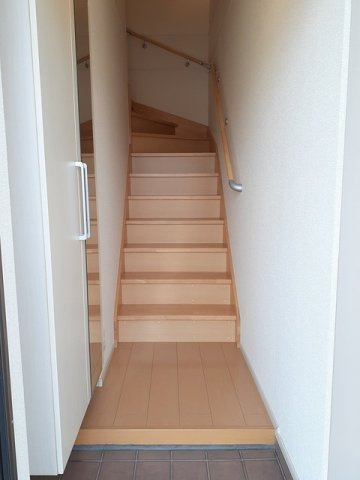 プレベール　ウエストの玄関|きれいな玄関です