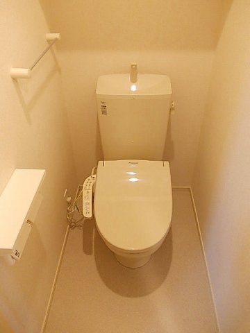 アドレのトイレ|落ち着いたトイレです