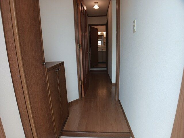 フロンティアⅠの玄関
