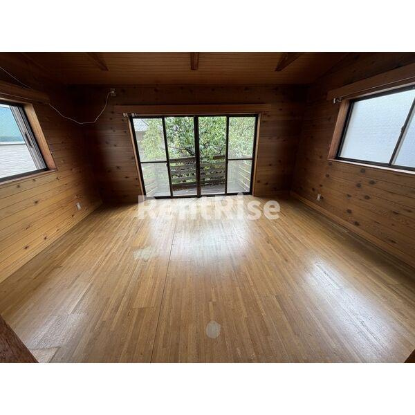 一宮市中町戸建の洗面所