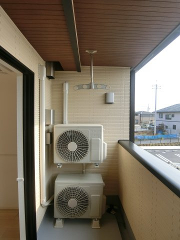 ヒカルサ境港外江町イーストⅡのバルコニー