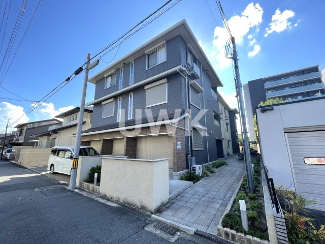 サン・フローラ伏見板橋の外観