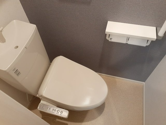 サンセールＡＨのトイレ|ゆったりとした空間のトイレです