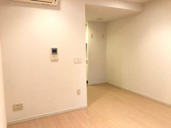 Ｂｒｉｌｌｉａ　ｉｓｔ　三軒茶屋　アイビーテラスの居間・リビング|居間です