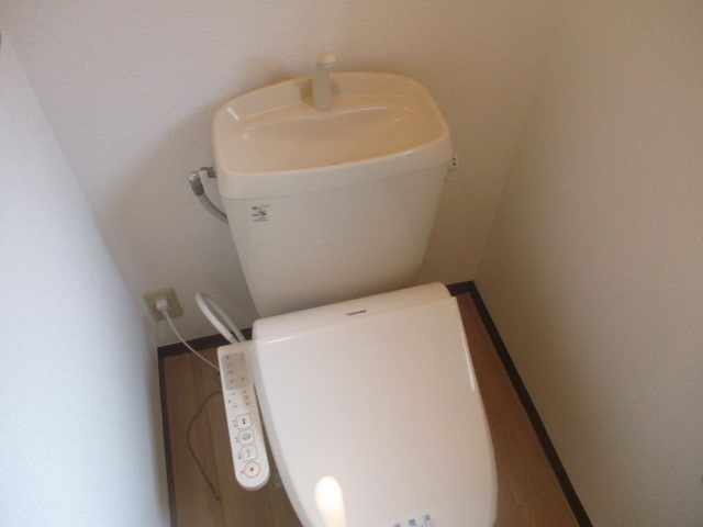 フォレストコーポのトイレ|シンプルで使いやすいトイレです