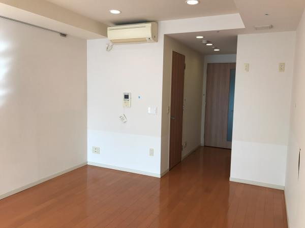 Ｂｒｉｌｌｉａ　ｉｓｔ　三軒茶屋　アイビーテラスの居間・リビング|使いやすい居間です