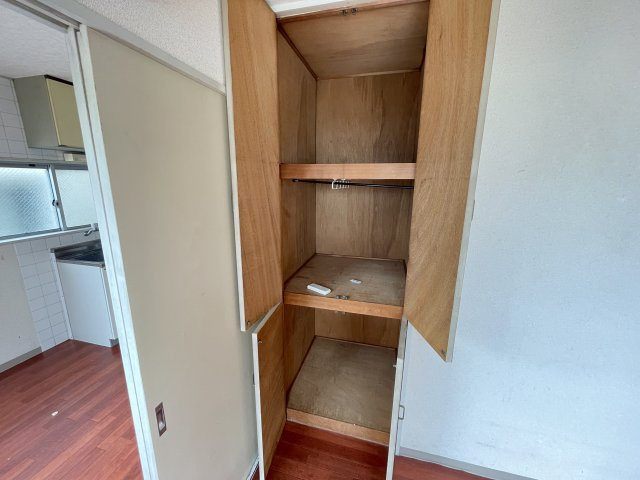 新宿武蔵野マンションの収納|専用の収納スペースです