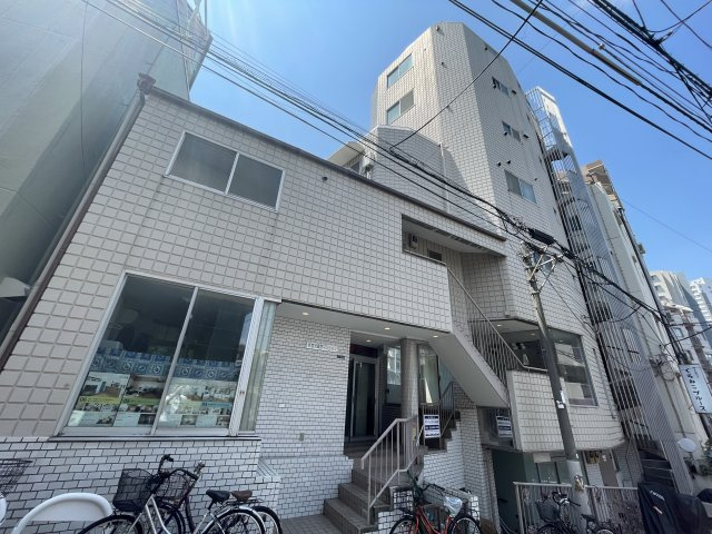 新宿武蔵野マンションの外観|落ち着いた雰囲気の外観です