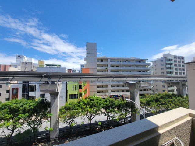ライオンズタワー安里の展望