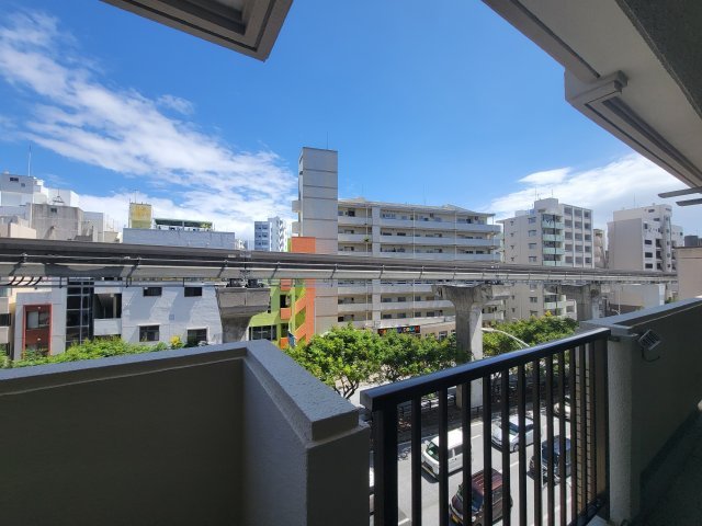 ライオンズタワー安里の展望