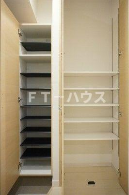 リブリ・ベルカーサYUHIの収納