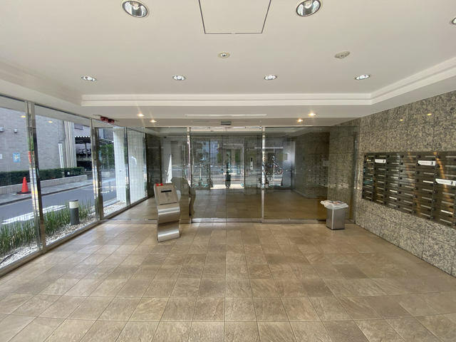 門前仲町レジデンス弐番館のエントランス