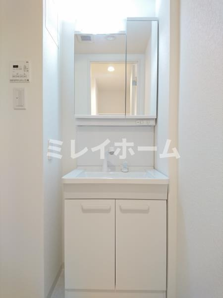 EVERTOWLiberoKAMIIKEDAIの洗面所