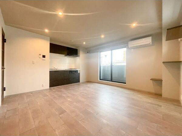 Sugarloaf Park花の木の居間・リビング