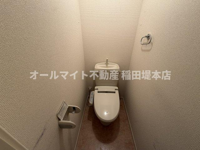 川崎市麻生区千代ケ丘３丁目のアパートのトイレ