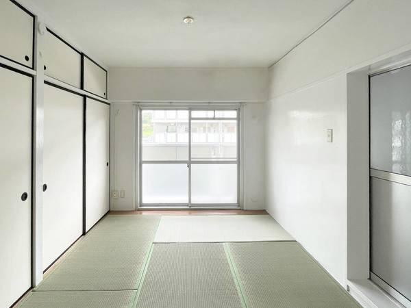 ビレッジハウス長草5号棟の居間・リビング|ビレッジハウスの同一物件・同一タイプの間取りの写真です