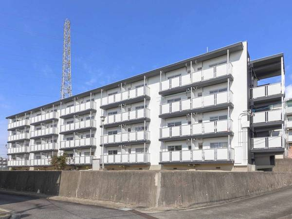 ビレッジハウス藤島6号棟の外観|おしゃれな外観です