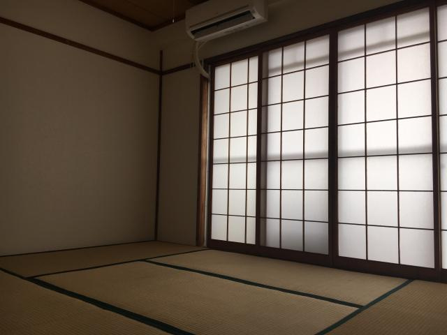 エバーグレイスの内装