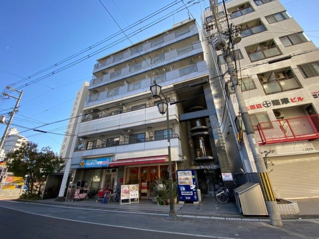 ザ・プレミアムコートの外観