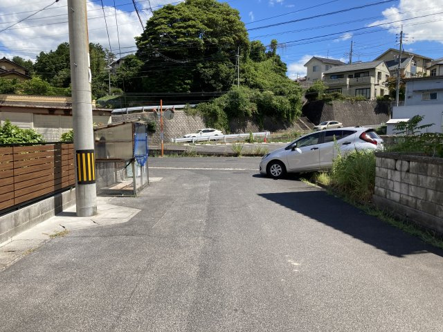 松江市東津田町 売土地の前面道路含む現地写真|北東側道路