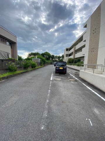 リアンヒロの駐車場