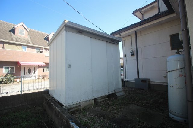 壬生町元町のその他|季節用品や屋外で使用する道具の収納に便利な物置付き。住まいの収納スペースを圧迫せずに保管できます。