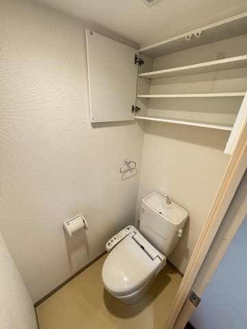 グラン・セレブ本町のトイレ