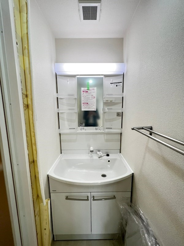 ヴェスタ堀江の洗面所