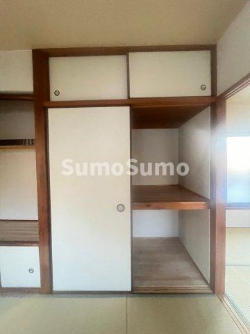楠谷町貸家の収納