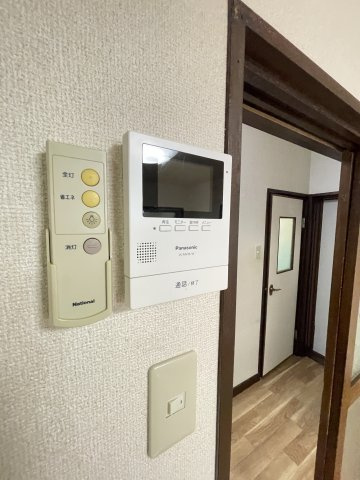 下山手通7丁目貸家Bのセキュリティ