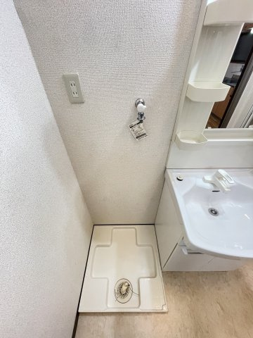 下山手通7丁目貸家Bのその他